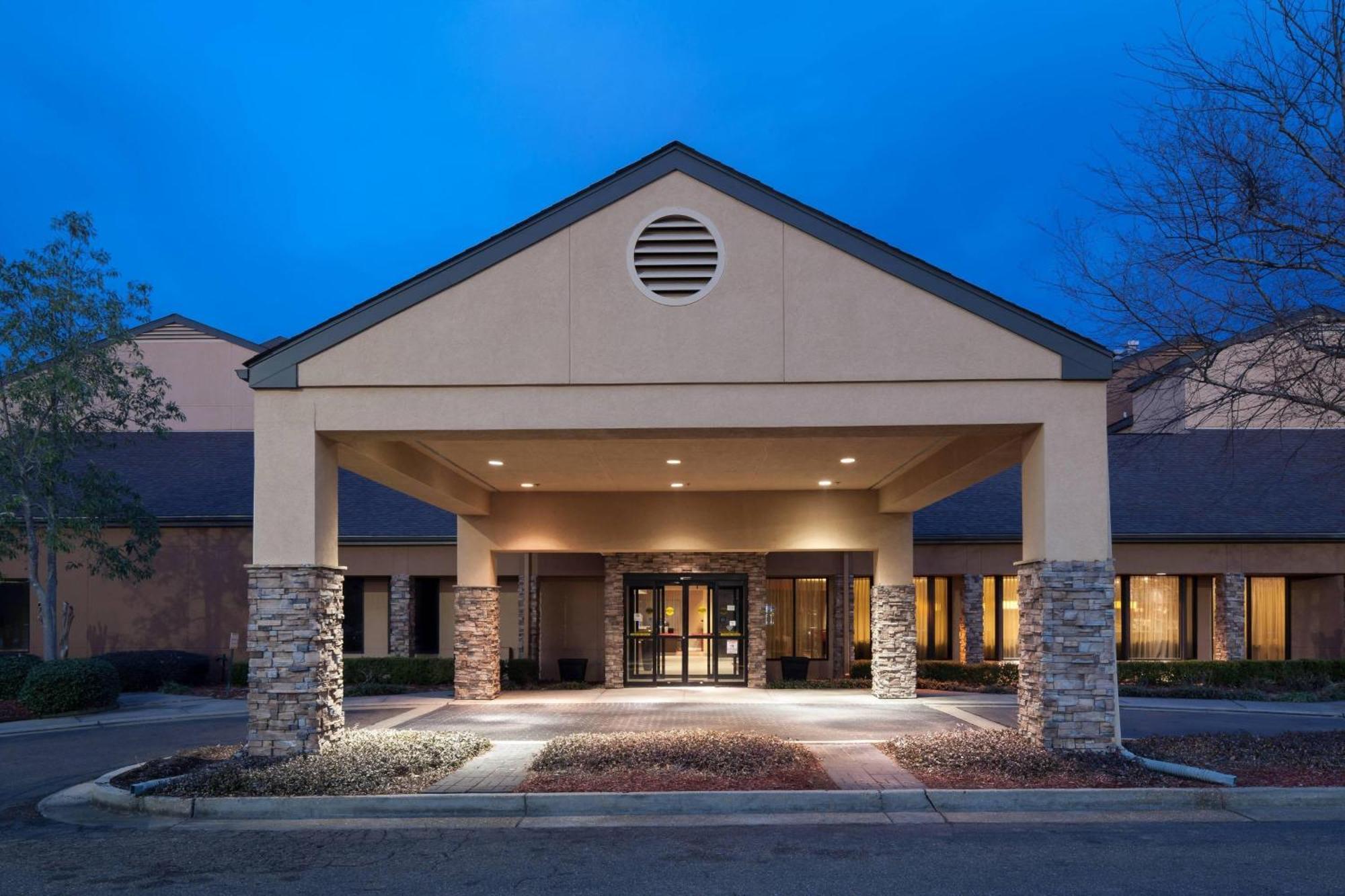 Courtyard By Marriott Jackson Ridgeland Hotel Kültér fotó