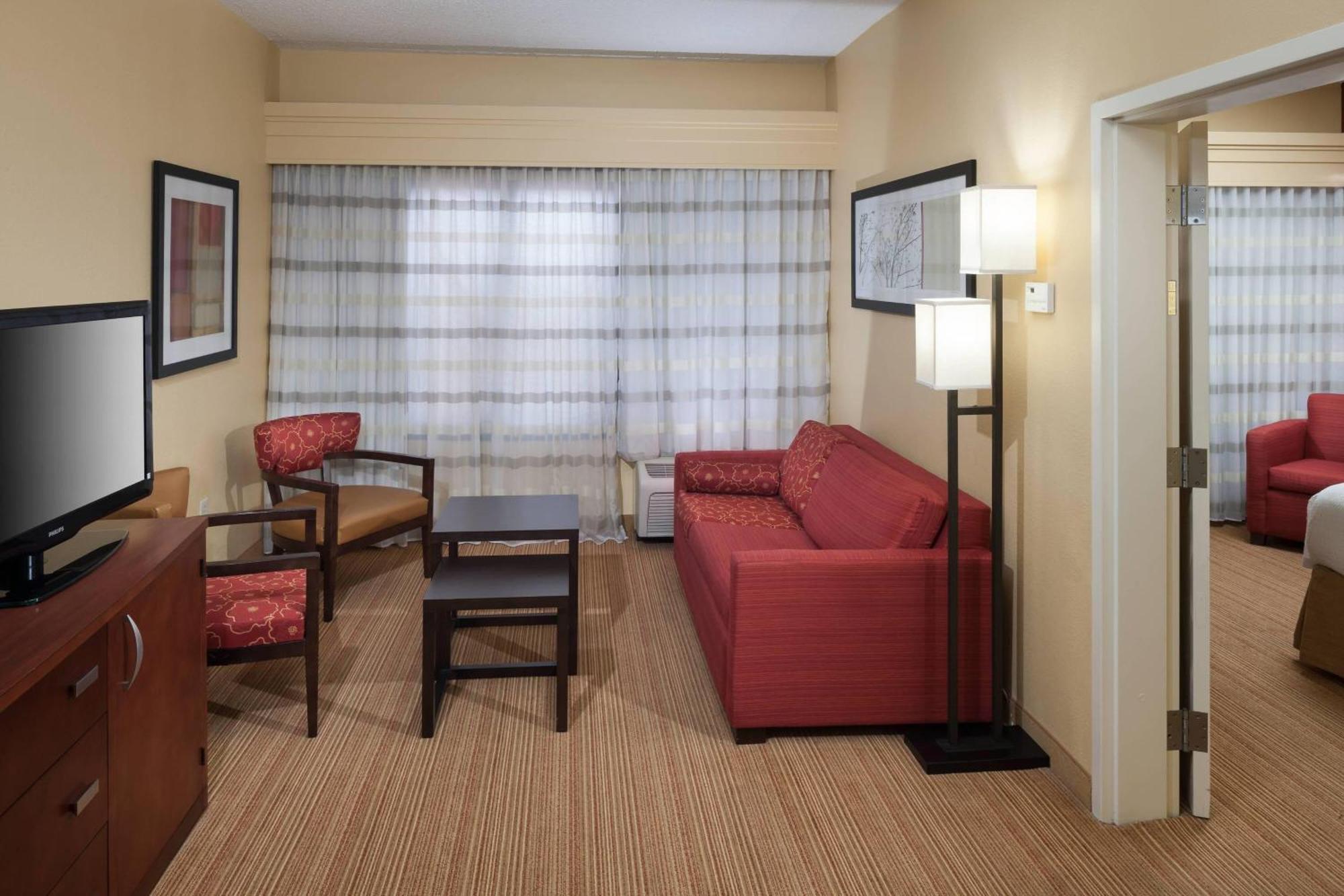 Courtyard By Marriott Jackson Ridgeland Hotel Kültér fotó