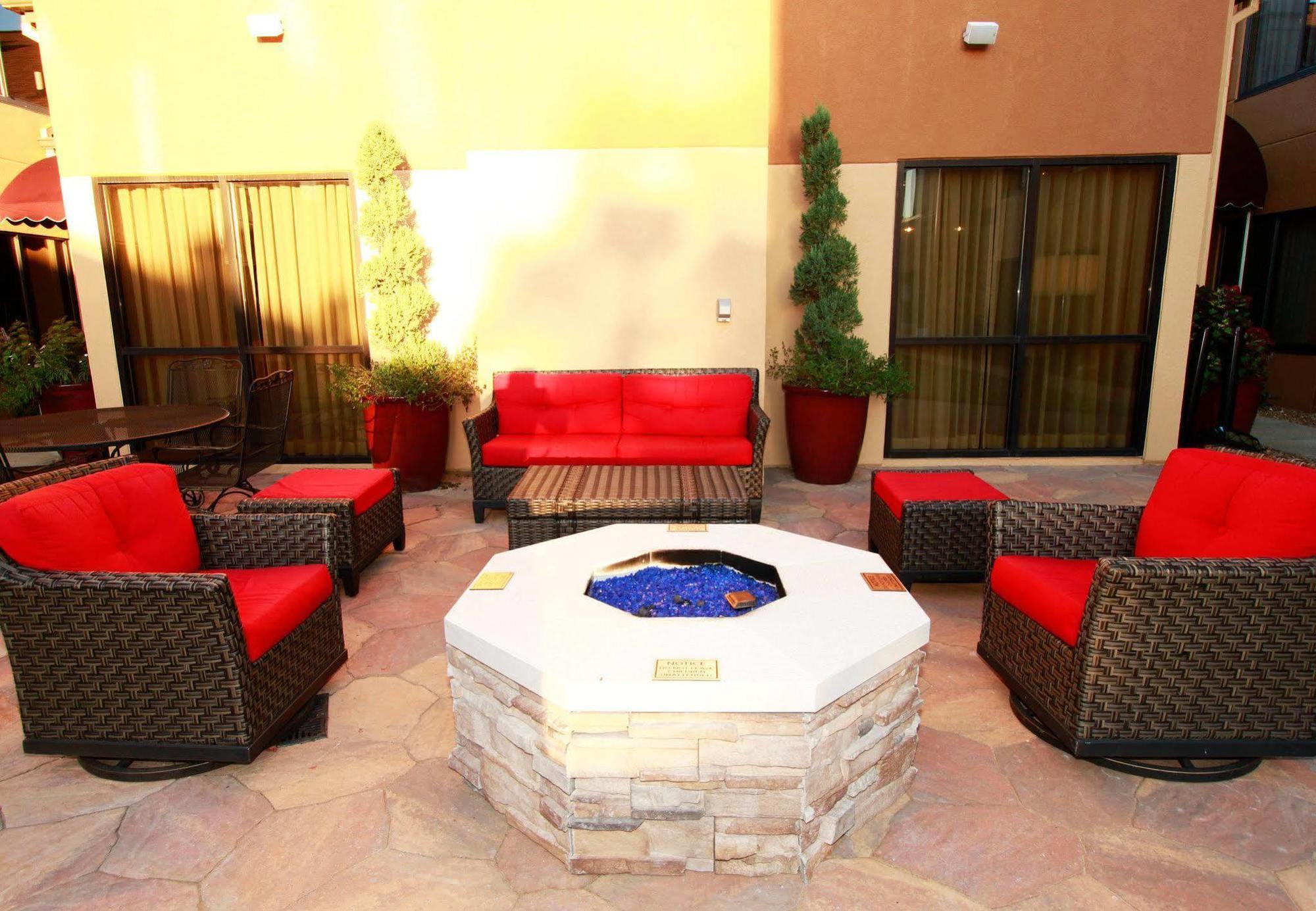 Courtyard By Marriott Jackson Ridgeland Hotel Kültér fotó