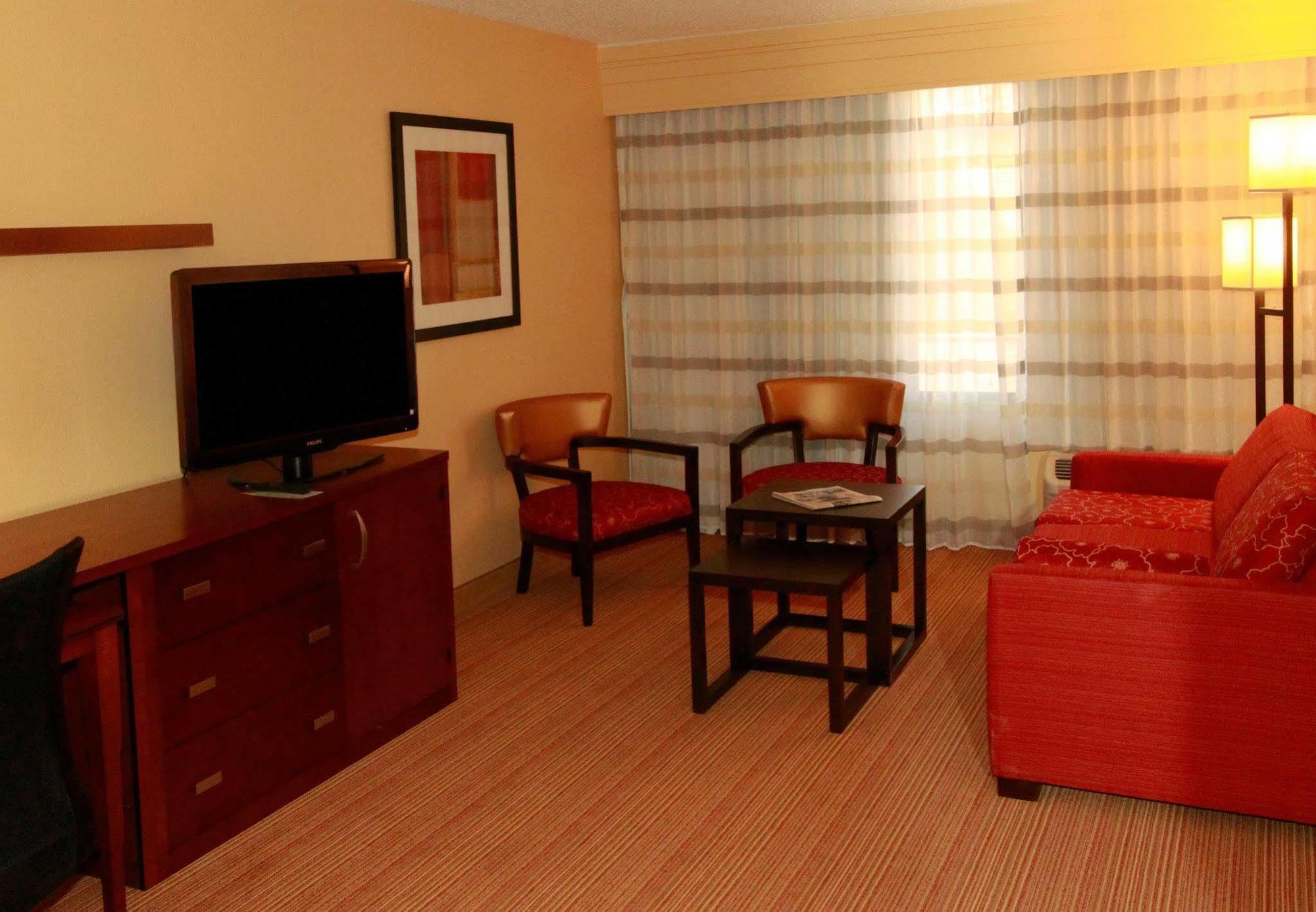 Courtyard By Marriott Jackson Ridgeland Hotel Kültér fotó